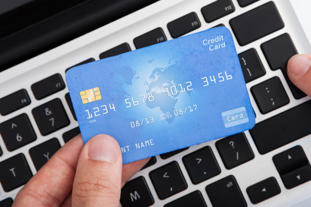 Top 3 Credit Cards That Earn Points and Rewards