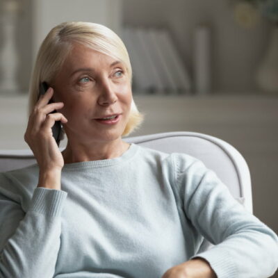How to Find Senior-friendly Cell Phones and Plans
