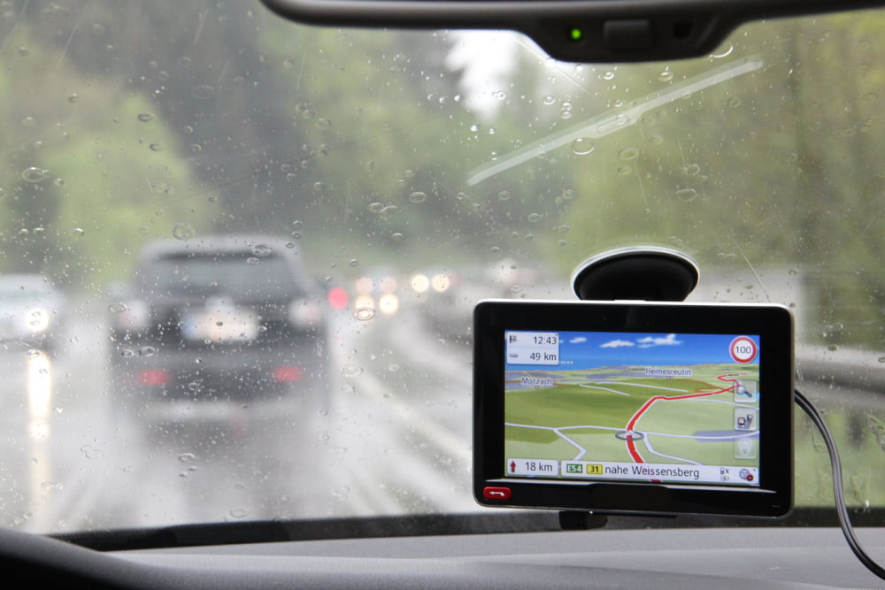 5 Ways GPS Technology Improves Daily Lives