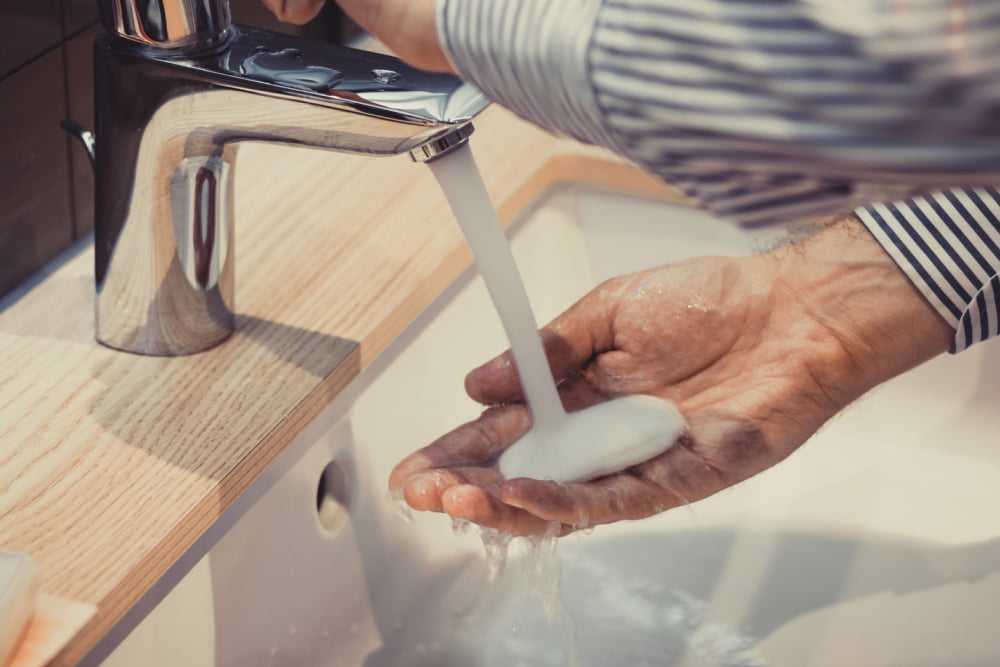 9 Things to Consider before Buying an Eczema-friendly Soap